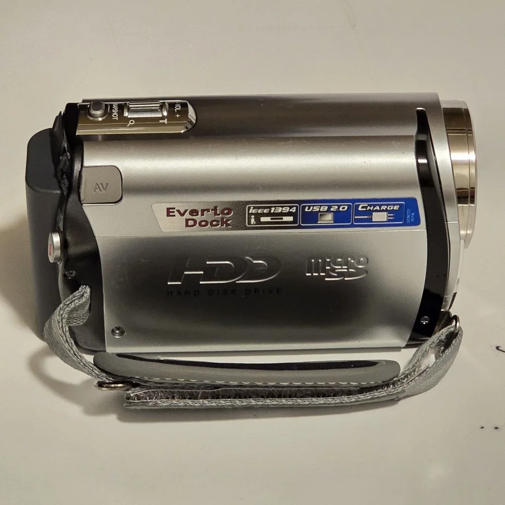 JVC Everio GZ-MG335HU Hybrid 30GB HDD 35x Optical Camcorder‎ Tested Works Bundle